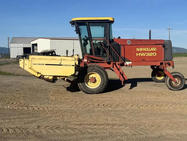 Used 1997 NEW HOLLAND HW320 Windrowers/Swathers California US | Ben Kaplan Equipment #1182442