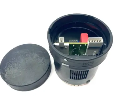 USED SCHNEIDER ELECTRIC, TELEMECANIQUE HARMONY AUDIBLE ALARM UNIT + CAP 70-90DB