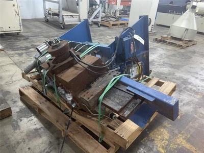 Berlyn Continuous Screen Changer, Model CF-6011