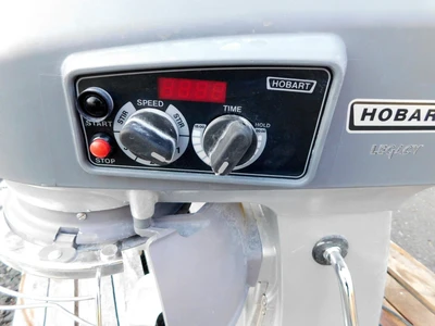 USED HOBART 20 QUART MIXER HL 200