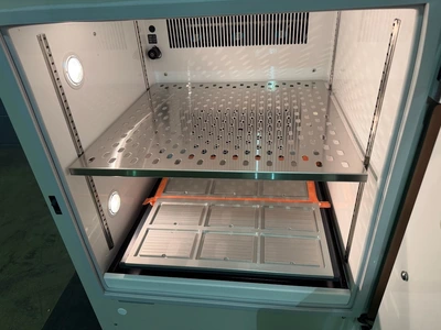 Used _UNKNOWN_ _UNKNOWN_ Incubator Shakers Ohio US | Federal Equipment Company #1365409