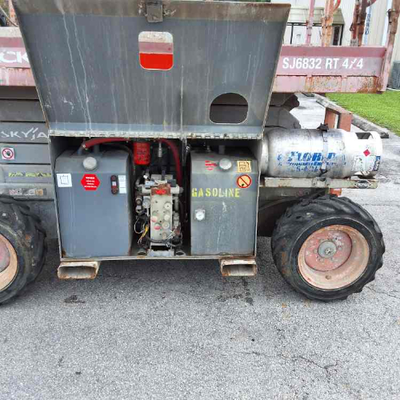 USED 2014 Skyjack SJ6832 RT