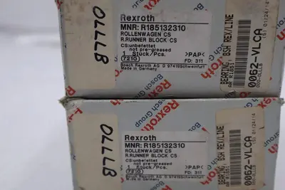 NEW R185132310 Bosch Rexroth Roller Rail Runner Block STOCK K-1520A