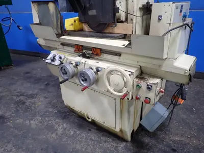 USED BROWN AND SHARPE 824 MICROMASTER