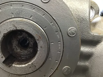 SEW GEAR MOTOR SA77TDT100M6-KS