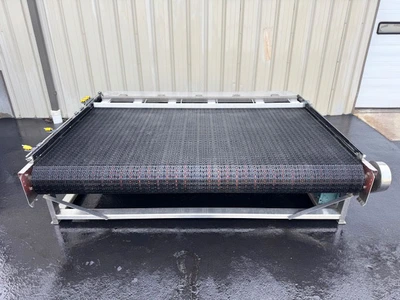 NERCON 9' W x 7' L S/S Bi-Directional Accumulation Table