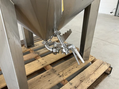 Used PSYCHO BREW JACKETED CONICAL FERMENTER/UNITANK 10BBL Dish & Cone Bottom Tanks Michigan US | Miedema Asset Management Group #1580147