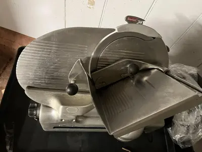 USED BERKEL B12