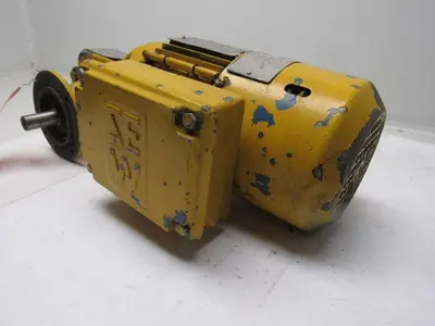 Sew-Eurodrive Eaton Kenway 0062845 SF 31 1/3Hp Gear Motor 51:1 Ratio 460V 3PH