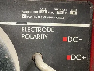 Used LINCOLN ELECTRIC IDEALARC 250 Arc Welders Ohio US | HGR 24 #1506567