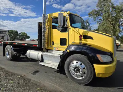 USED 2014 KENWORTH T370