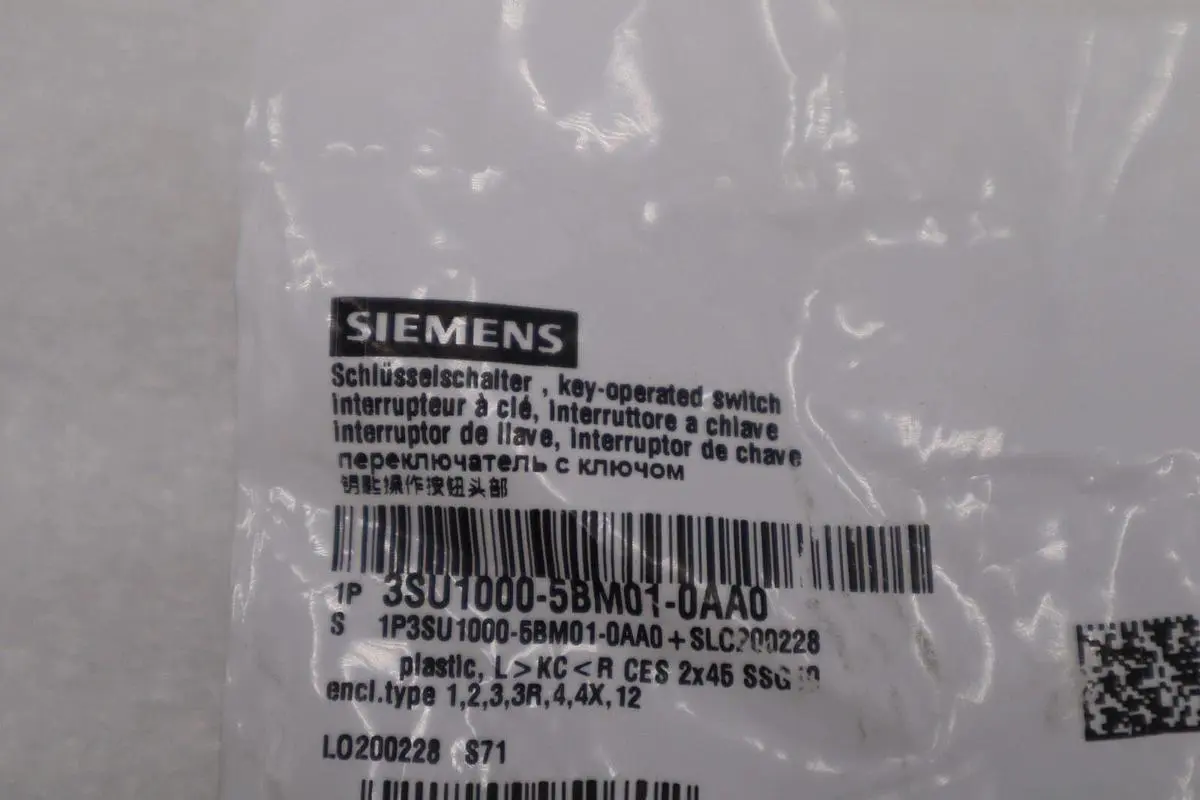 NEW OPEN BOX SIEMENS 3SU1000-5BM01-0AA0 STOCK L-193-C
