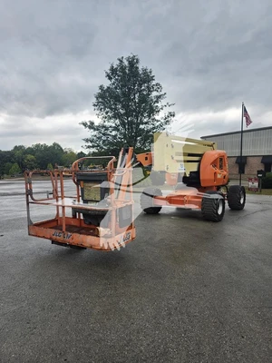 USED 2014 JLG 450AJ II