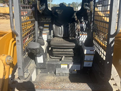 Used 2023 KATO CL35 Compact Track Loaders Tennessee US | Moore Equipment #1517262
