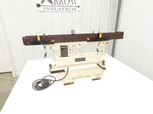 Used HOOSIER _UNKNOWN_ Vibratory Feeders Indiana US | Arrow Industrial #1436893