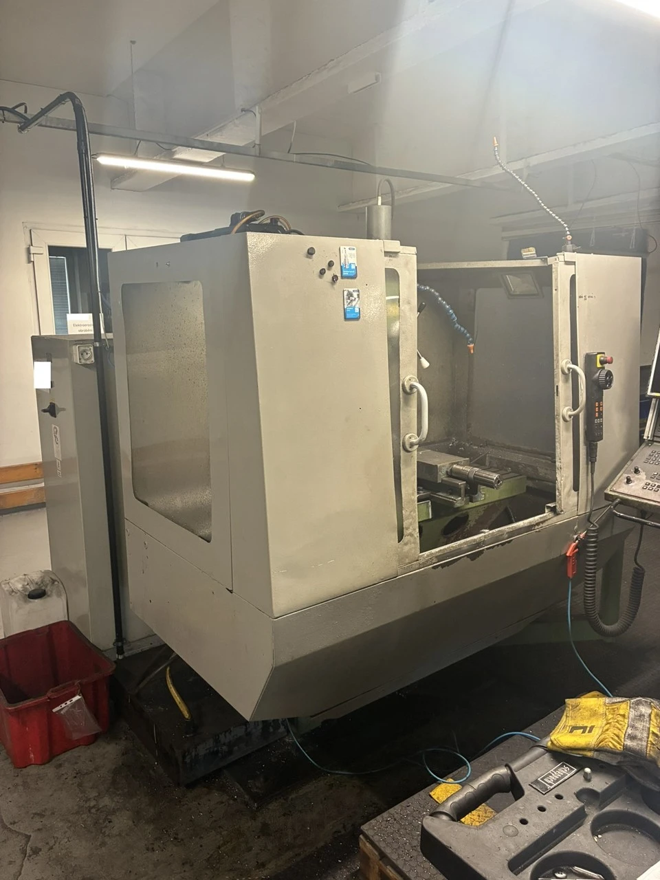 USED INTOS FNG 40 CNC A