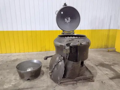 30" BARRETT MODEL #1100E MOTORIZED CHIP SPINNER / WRINGER w/ (2) CHIP PANS: STOCK #23373