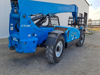 USED 2016 Genie GTH-844