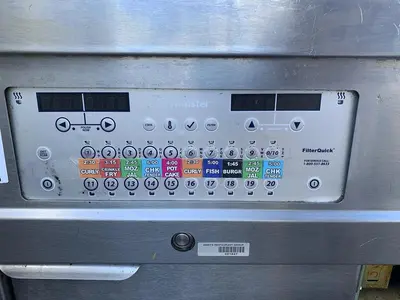 Frymaster 3 BAY Fryer, Natural Gas, Filtration System- Working Condition