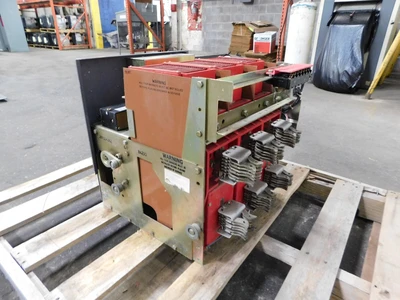 Used Westinghouse DS-206S Circuit Breakers Ohio US | Equipment Recovery Corp. #1329736