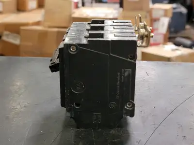 USED GENERAL ELECTRIC THQB330