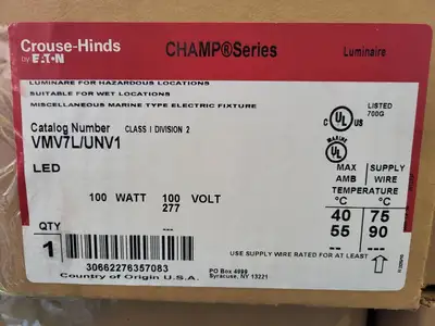 NEW CROUSE-HINDS VMV7L/UNV1