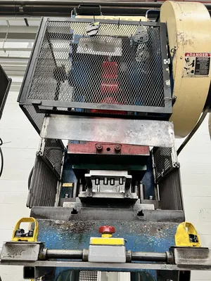 USED MINSTER MINSTER FIXED BASE 70-3 1/2 PRESS