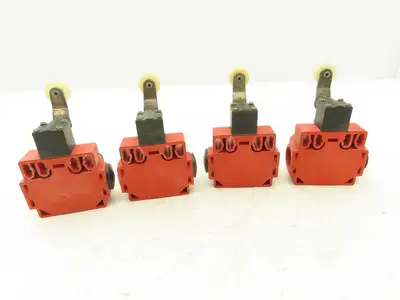 Bernstein BI-SU1Z AH Limit Switch 10A 500V 30mm Arm Plastic Roller Lot of 4
