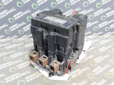 Square D 8536 SF01 Contactor NEMA Size 4 Form S Ser. A 460/575VAC @ 100HP Used