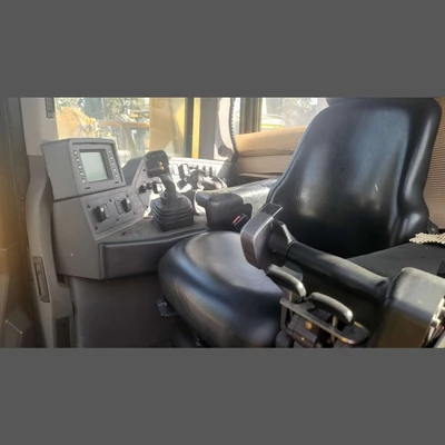 USED 2011 CATERPILLAR D10T