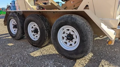 USED 2012 UNVERFERTH 3750