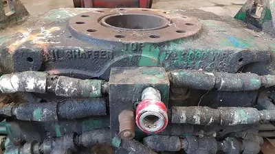 USED SHAFFER 7 1/16" 3M DOUBLE RAM BOP