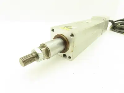 IAI RCP2-RMA-I-PM-4-100-P1-S-B Motorized Screw Robo Cylinder  100mm Stroke