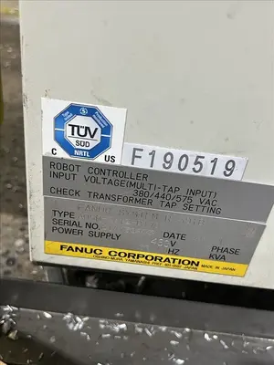 Used 2022 FANUC R-2000IB/220U Robots Michigan US | RAB Industries, Inc. #184534
