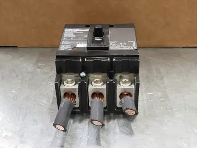 USED SQUARE D QBL32200