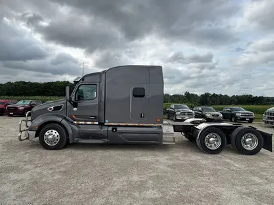 Used 2022 PETERBILT 579 Tractors & Trailers Wisconsin US | Proxy Equipment #1388945