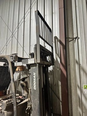 Used _UNKNOWN_ _UNKNOWN_ 4-Wheel Sit down Electric Counterbalance Forklifts Idaho US | Tri-Steel Manufacturing #1557149