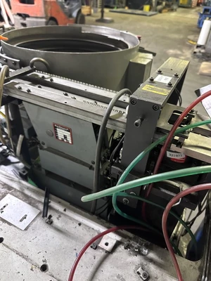 SERVICE ENG. 18CCW 18" VIBRATORY FEEDER
