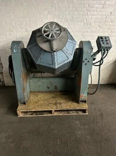 3439-210 Patterson Type Electric Tilt, Chain Driven Industrial Pebble / Ball Mill