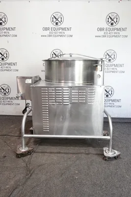 CLEVELAND 80 GALLON NATURAL GAS STEAM JACKETED KETTLE MODEL KGL-80-T