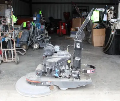 Diamatic 136-7812 Burnisher | Levy Recovery Group (1)