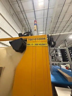 HUSKY HUSKY H200 R880/55 HORIZONTAL INJECTION MOULDING MACHINES | INJECTION DEPOT (2)