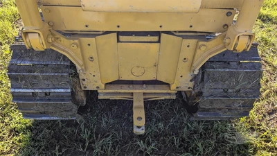 USED 1985 DEERE 450E
