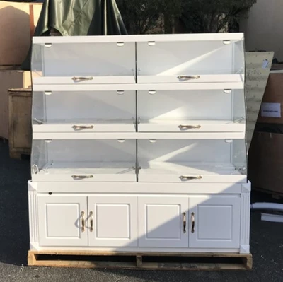 171-0326 60" Lighted Dry Donut Pastry Bakery Case on Cabinets