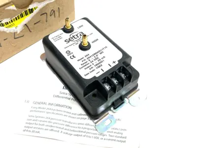 USED SETRA DIFFERENTIAL PRESSURE TRANSMITTER 0-2.5" WC RANGE