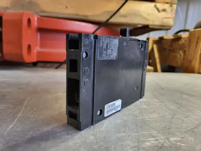 NEW SIEMENS ED21B020