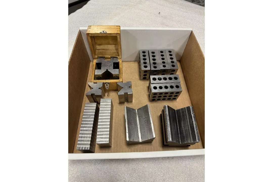 Used _UNKNOWN_ _UNKNOWN_ V-Blocks Utah US | KD Auctions #1549399