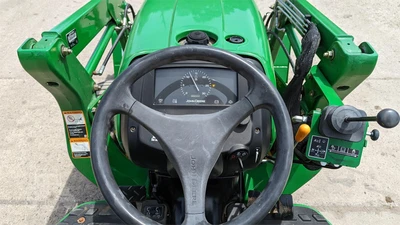 USED 2011 JOHN DEERE 3038E