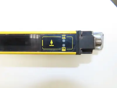 Schmersal SLC440-ER-1450-14-01 Safety Light Curtain Transmitter & Receiver Set