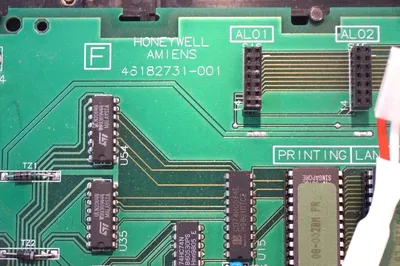 USED HONEYWELL 46182731-001 CONTROL BOARD 46182731001